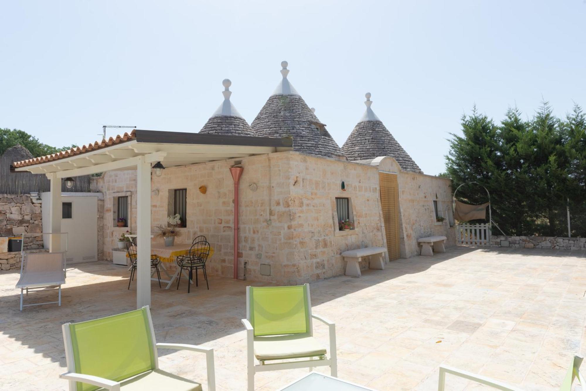 Trullo Filippo With Exclusive Pool Villa Cisternino Exterior photo