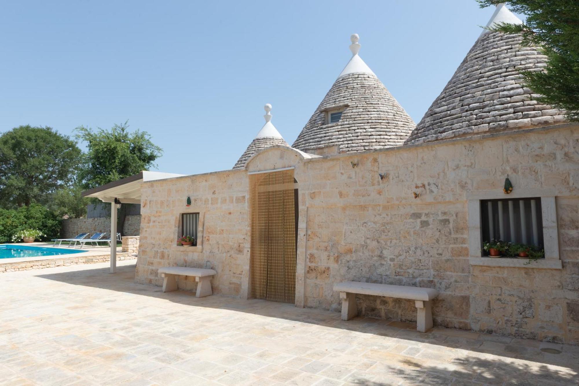 Trullo Filippo With Exclusive Pool Villa Cisternino Exterior photo